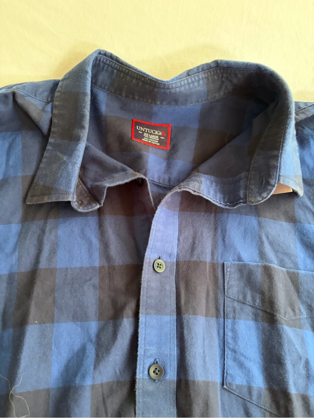 UNTUCKit Men's Blue and Black Buffalo Check Button-Down Shirt